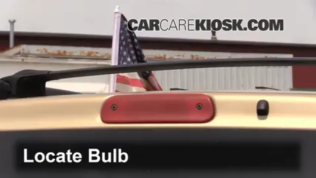 1999 Jeep Grand Cherokee Limited 4.0L 6 Cyl. Éclairage Feu de freinage central (remplacer l'ampoule)